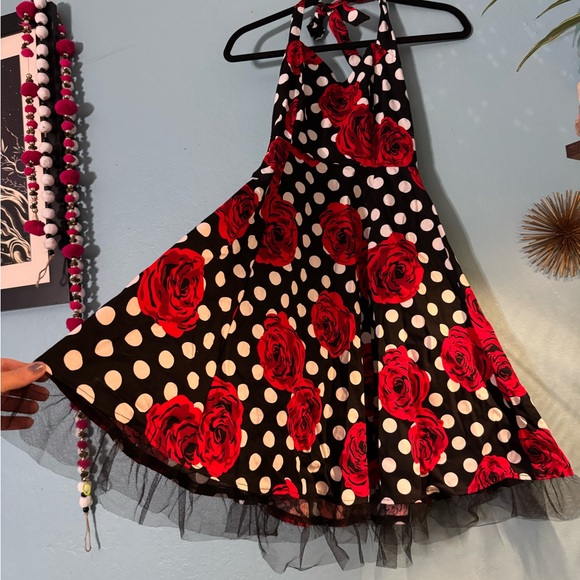 Chic Asymmetrical PINUP Dress with Red Roses and Polka Dots - Picture 1 of 8